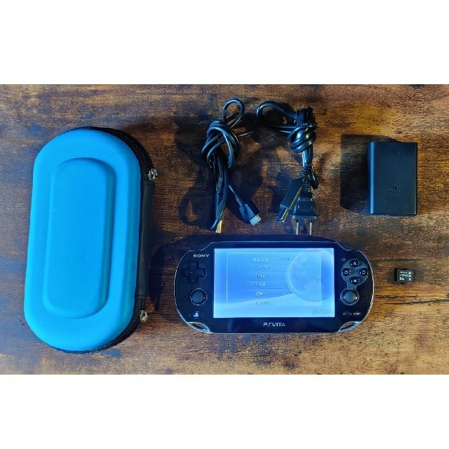 PlayStation Vita  ブラック (PCH-1100）