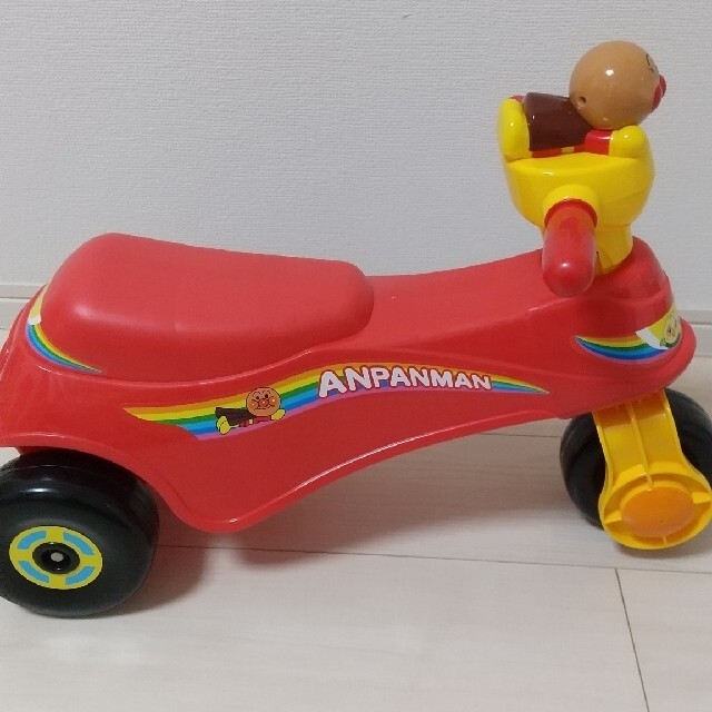 Agatsuma(アガツマ)の２点セット(アンパンマンわんぱくライダー、天才脳つみかさねカップ) キッズ/ベビー/マタニティのおもちゃ(手押し車/カタカタ)の商品写真