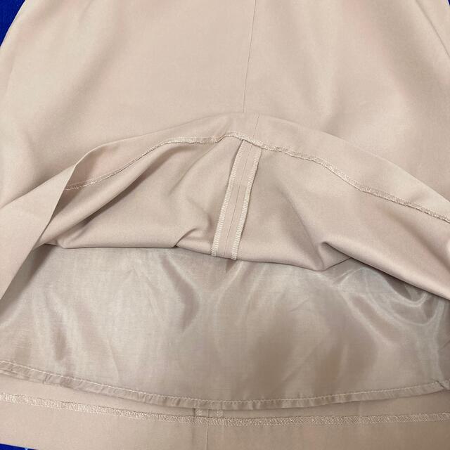 INED(イネド)のINED☆台形スカート　ピンクベージュ　9 レディースのスカート(ひざ丈スカート)の商品写真
