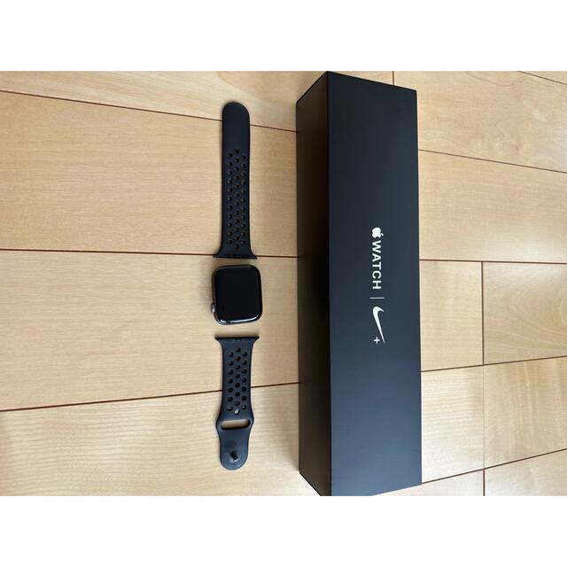 Apple Watch 4 Nike+ GPS Cellular有腕時計のベルトの代表カラー