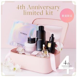 FEMMUE 4周年限定　トラベルボックスポーチ(ポーチ)