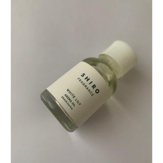 シロ(shiro)の【未使用】shiro ホワイトリリー アロマ オイル 20ml(アロマオイル)