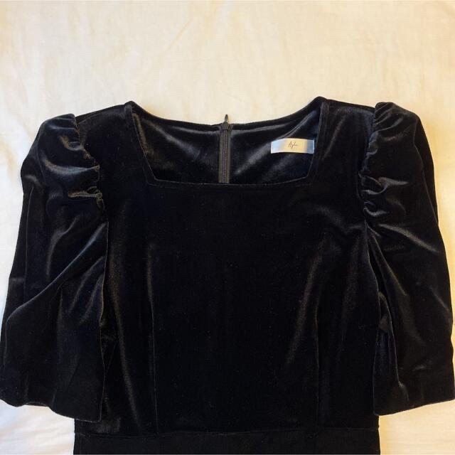 《Ayla》velvet half sleeve dress ブラック レディースのワンピース(ロングワンピース/マキシワンピース)の商品写真