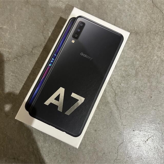 SAMSUNG Galaxy A7 ブラック SM-A750C