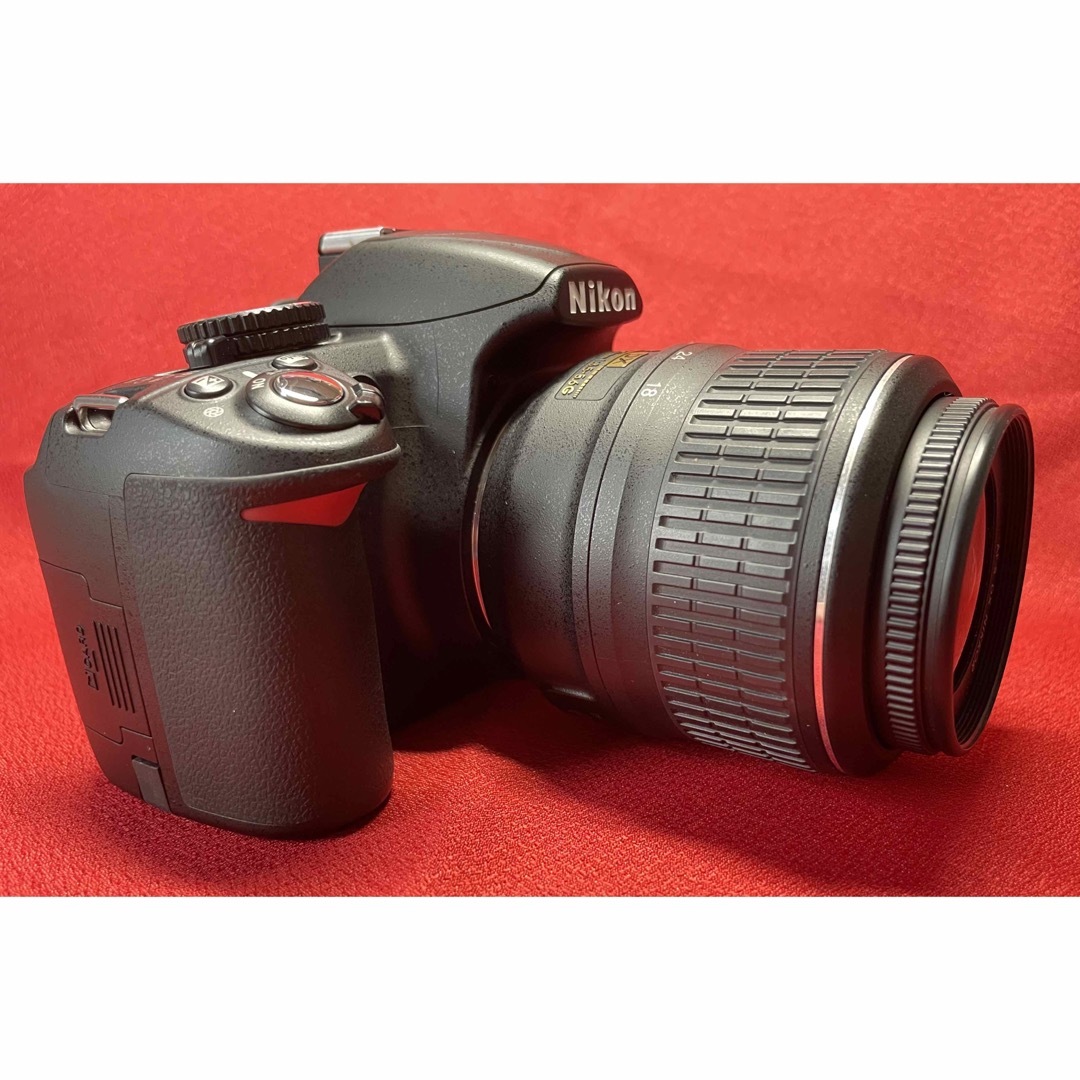 Nikon(ニコン)のショット数わずか210回　Nikon D3100 レンズキット　一眼レフカメラ スマホ/家電/カメラのカメラ(デジタル一眼)の商品写真