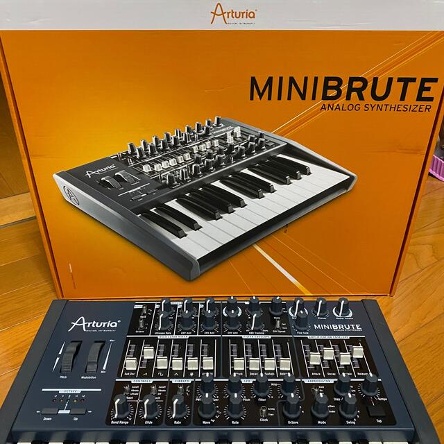 Arturia Minibrute デスクトップモジュール