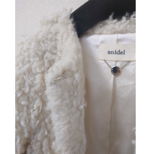 SNIDEL(スナイデル)のSNIDEL　スナイデル　モコモコアウター レディースのジャケット/アウター(ノーカラージャケット)の商品写真