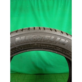 MICHELIN 235/50R19 LATITUDE4本 A3064