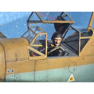 ハセガワ1/32Bf109F-4マルセイユ少尉機完成品 男前塗りの通販 by