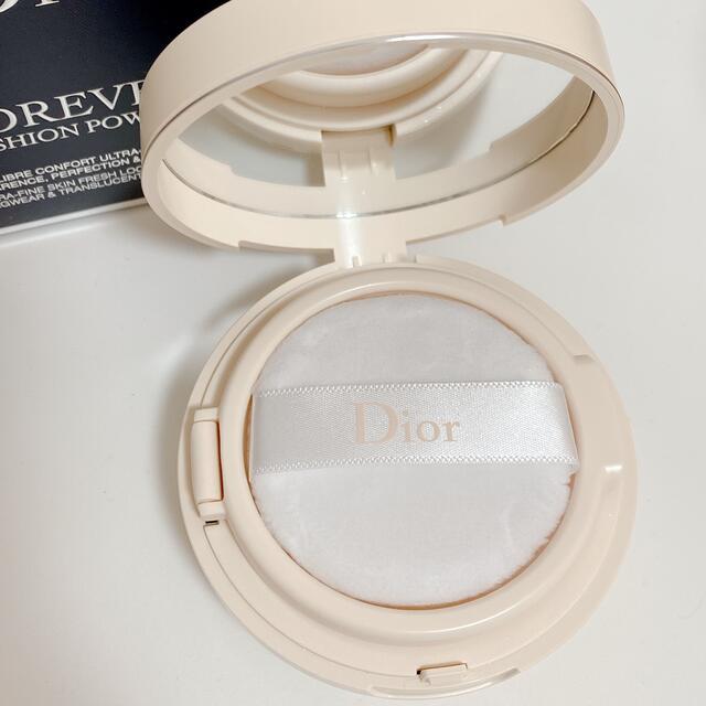 Dior(ディオール)の《匿名配送📮》ディオールスキン フォーエヴァー クッション パウダー コスメ/美容のベースメイク/化粧品(フェイスパウダー)の商品写真