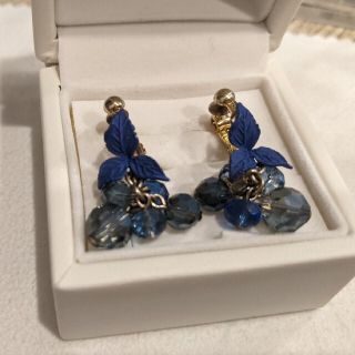 ランバンオンブルー(LANVIN en Bleu)の今だけお値下げ！ランバンオンブルー　イヤリング(イヤリング)