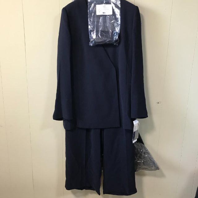Q1545 タ 東京ソワール半裏仕様V開きチュニック丈ジャケット&パンツ 13