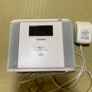 トウシバ(東芝)の東芝   CDラジオ　ジャンク品(ラジオ)