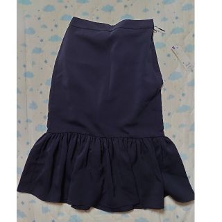 ジーユー(GU)の【新品未使用】マーメイドスカート　Mサイズ(ロングスカート)