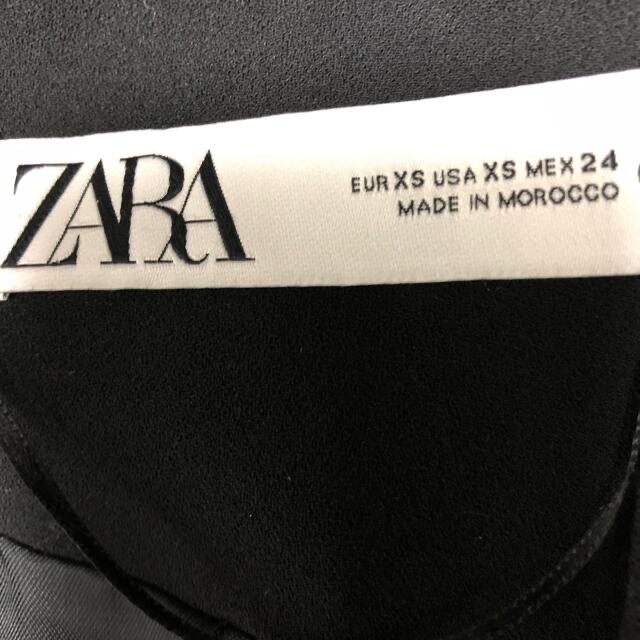 ZARA(ザラ)のZARA☆人気商品☆ジレ☆送料込み☆ レディースのトップス(ベスト/ジレ)の商品写真