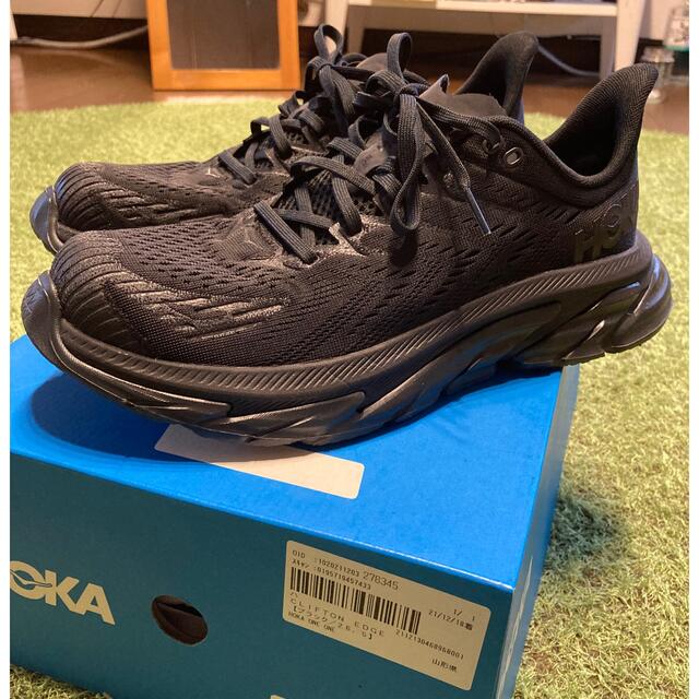 HOKA ONE ONE(ホカオネオネ)のクリフトンエッジ・スギッチ様専用 スポーツ/アウトドアのランニング(シューズ)の商品写真