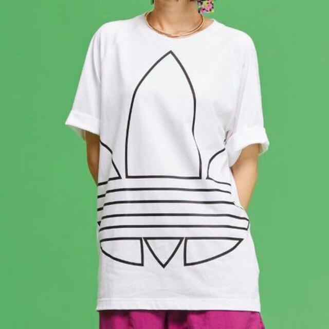 adidas(アディダス)の【adidas】ビッグ トレフォイル アウトライン Tシャツ 白 レディースのトップス(Tシャツ(半袖/袖なし))の商品写真