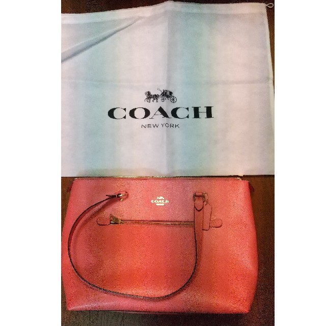 COACH(コーチ)のCOACH トートバッグ(肩かけ) レディースのバッグ(トートバッグ)の商品写真