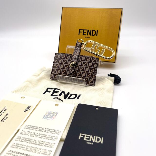 FENDI(フェンディ)の【未使用品】FENDI フェンディ ミラーホルダー ストラップ レディースのファッション小物(その他)の商品写真