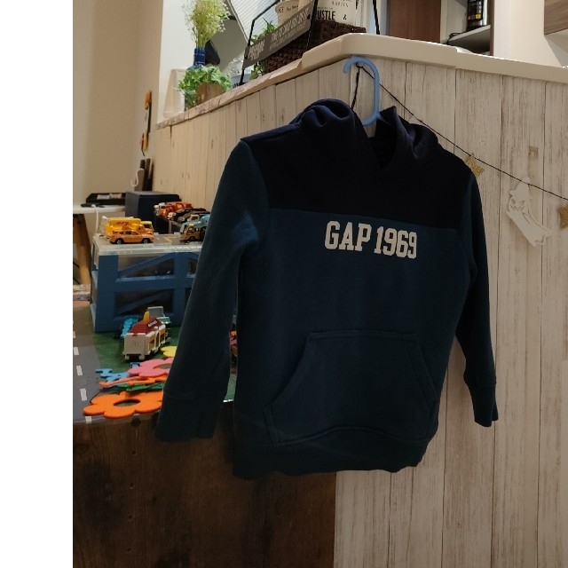 babyGAP(ベビーギャップ)の男の子　BabyGAP（100）パーカー キッズ/ベビー/マタニティのキッズ服男の子用(90cm~)(その他)の商品写真