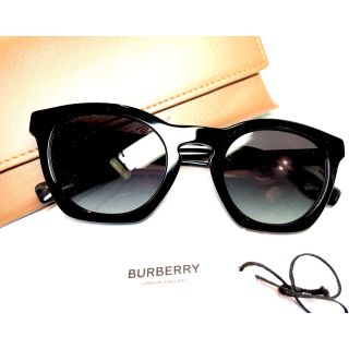 バーバリー(BURBERRY)の【BURBERRY】　バーバリー　サングラス　YVETTE　BE4367 激安(サングラス/メガネ)