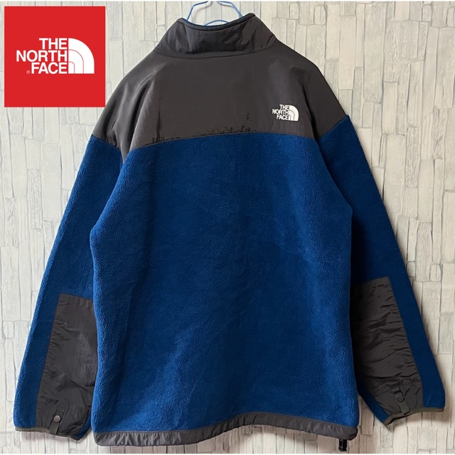 THE NORTH FACE(ザノースフェイス)のノースフェイス デナリジャケット フリース　青 グレー 刺繍ロゴ　ポーラテック レディースのジャケット/アウター(ブルゾン)の商品写真