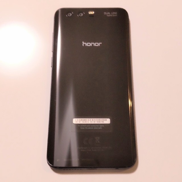 HUAWEI(ファーウェイ)のHUAWEI honor9 midnight black 本体 付属品 スマホ/家電/カメラのスマートフォン/携帯電話(スマートフォン本体)の商品写真