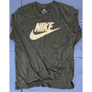 ナイキ(NIKE)の新品　NIKE XLサイズ Lサイズ ナイキ ロンT 白蛇　長袖(Tシャツ/カットソー(七分/長袖))