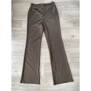 GU(カジュアルパンツ ・ ブラウン/茶色系)のフリマアイテム一覧 GU(カジュアルパンツ ・ ブラウン/茶色系)のフリマアイテム一覧