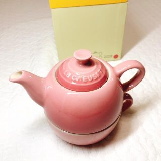 ル・クルーゼ　ティーフォーワン　Le Creuset ティーポット2組