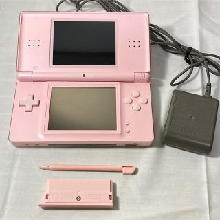 ニンテンドーDS(ニンテンドーDS)のds lite ノーブル ピンク 本体 充電器付き【動確済み】  008(携帯用ゲーム機本体)