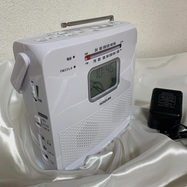 KOIZUMI(コイズミ)のポータブルCDラジオ スマホ/家電/カメラのオーディオ機器(ポータブルプレーヤー)の商品写真