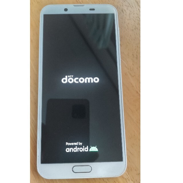 AQUOS(アクオス)のAQUOS sense2 SH-01L docomo SIMロック解除済 スマホ/家電/カメラのスマートフォン/携帯電話(スマートフォン本体)の商品写真