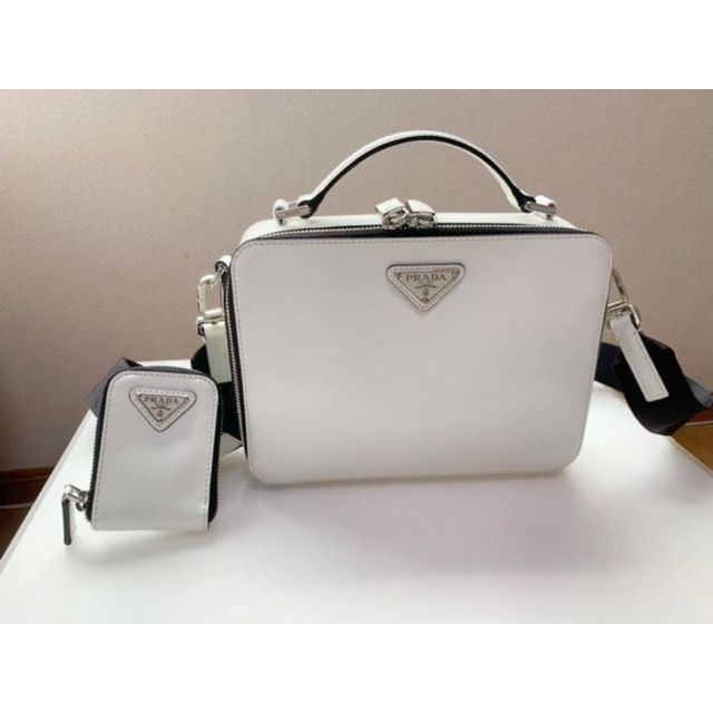 ショルダー PRADA - PRADA プラダ ショルダーバッグ ブリック ホワイト