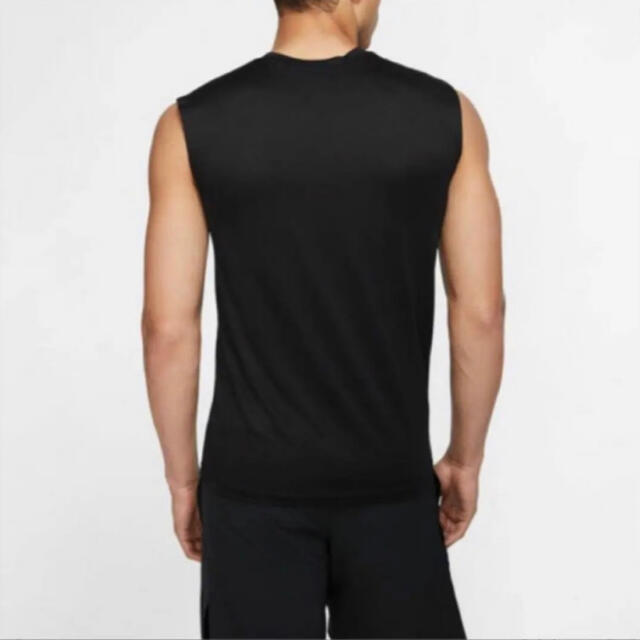 NIKE(ナイキ)の新品NIKEナイキ ドライフィットレジェンド ノースリーブTシャツ ブラック M メンズのトップス(Tシャツ/カットソー(半袖/袖なし))の商品写真