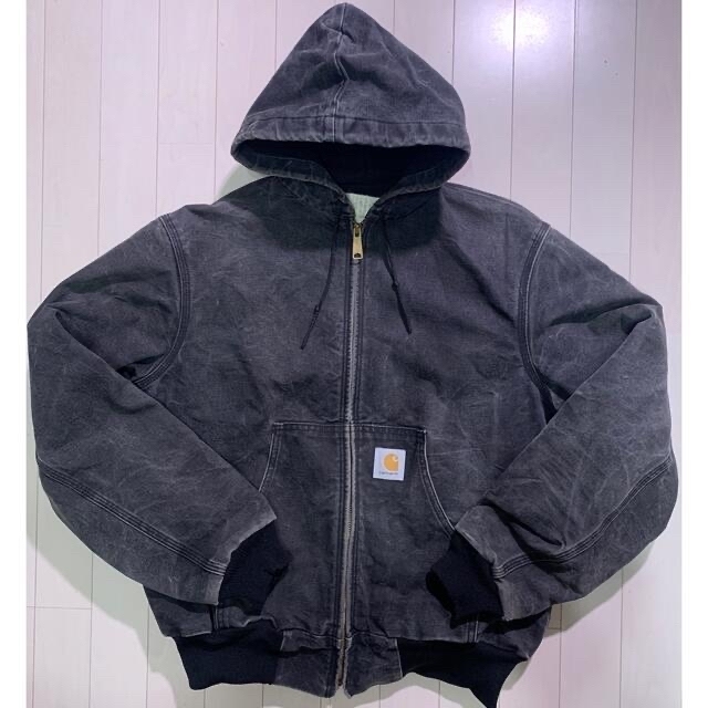 kanye着　carhartt active jacket