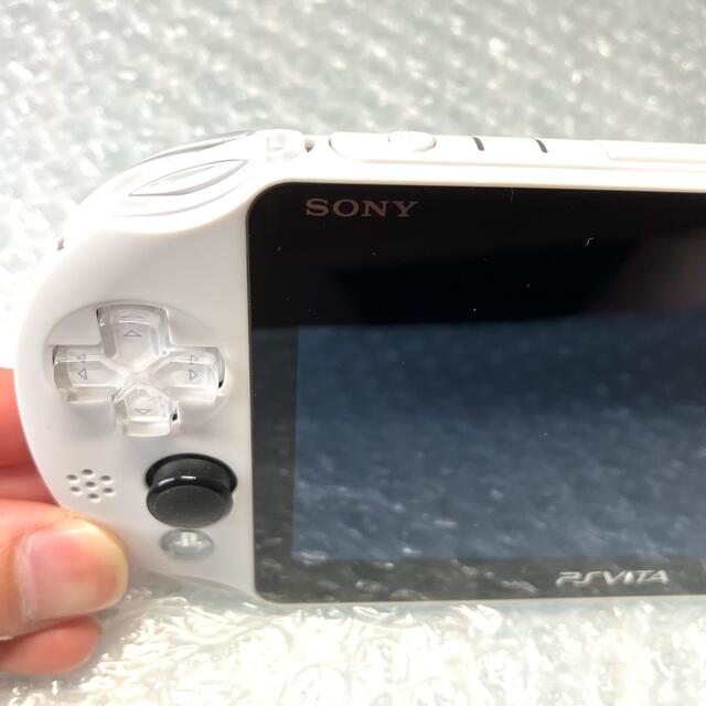 PS Vita PCH-2000 Wi-Fiモデル グレイシャー・ホワイト　本体 5