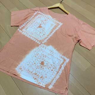 Tシャツ カットソー 和柄 しぼり 淡い オレンジ(Tシャツ(半袖/袖なし))