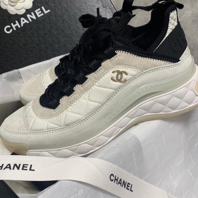 絶品】 CHANEL ホワイト 新品・未使用 シャネル スニーカー サイズ38