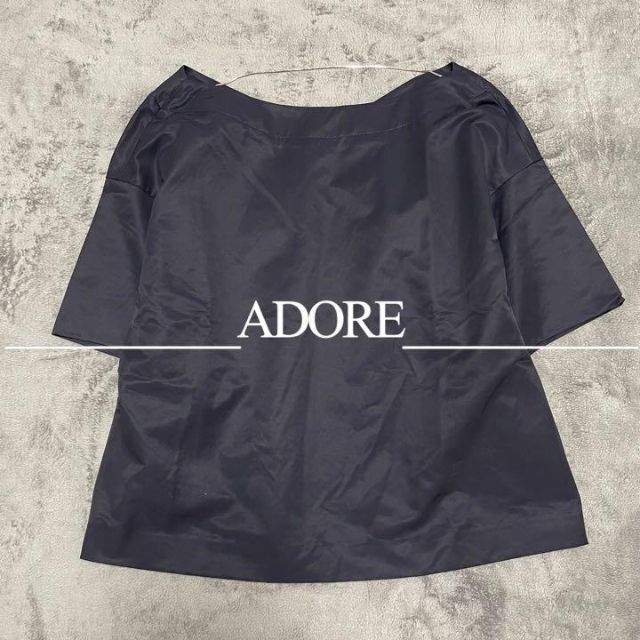 【美品】ADORE クリアコットンバックチェーン付きブラウス 38 ネイビー | フリマアプリ ラクマ 通販卸し売り ADORE ブラウス ネイビー 38 Tシャツ/カットソー(七分/長袖)