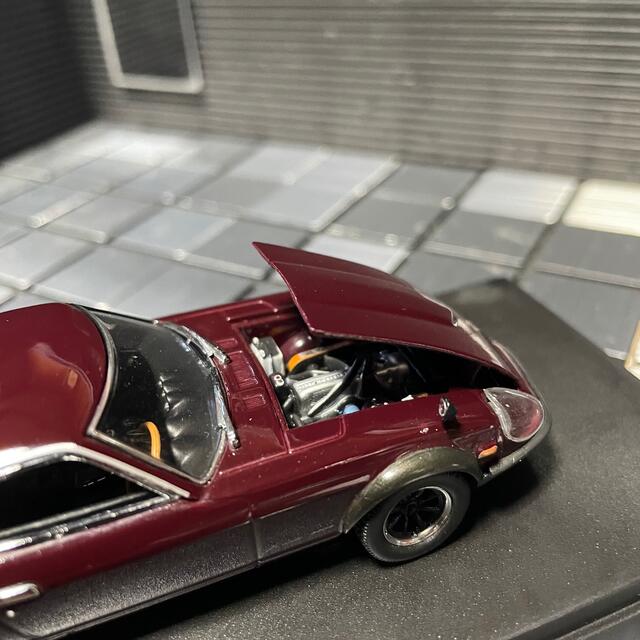 新品未展示品　京商　1/43 日産　フェアレディ240ZG　マルーン