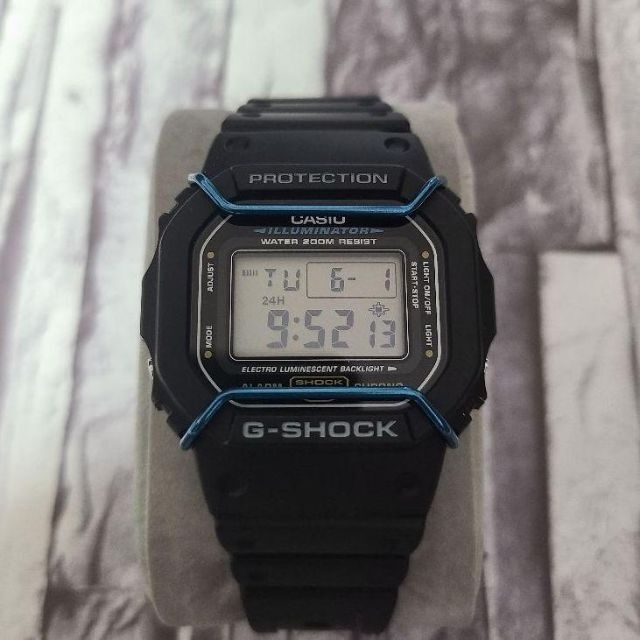 G-SHOCK DW-5600・GW-M5610系 バンパープロテクター　ブルー メンズの時計(腕時計(デジタル))の商品写真