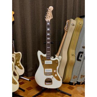 フェンダー(Fender)のSquier 40周年限定 Jazzmaster MOD(エレキギター)