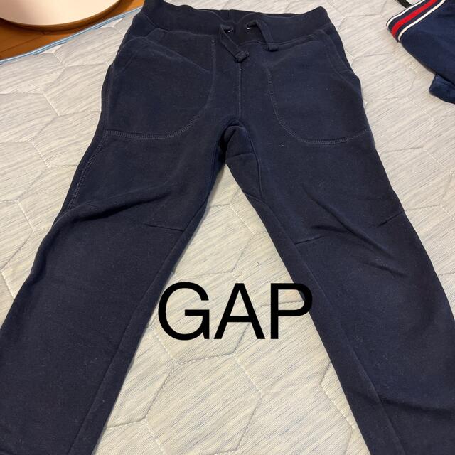 GAP(ギャップ)のキッズ　男の子パンツ120〜130 キッズ/ベビー/マタニティのキッズ服男の子用(90cm~)(パンツ/スパッツ)の商品写真