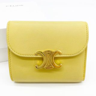 セリーヌ(celine)の〘 極美品 〙セリーヌ 折り財布 フラップ トリオンフ 箱・保存袋付き(財布)