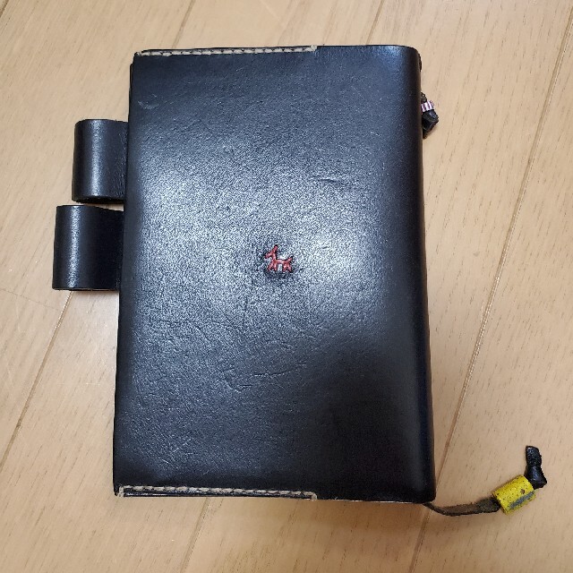 ほぼ日手帳カバー アンリクイールnero(黒) メンズ ファッション小物