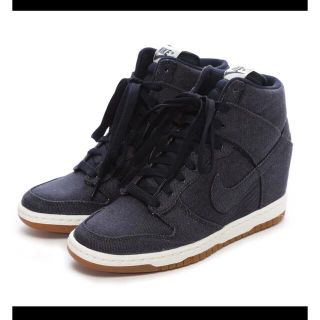 ナイキ(NIKE)のナイキ  WMNS DUNK SKY HI ESSENTIAL(スニーカー)