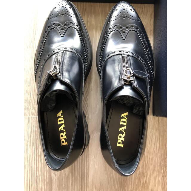 PRADA(プラダ)のPRADA プラダ シャークソール センタージップ 黒 メンズの靴/シューズ(ドレス/ビジネス)の商品写真