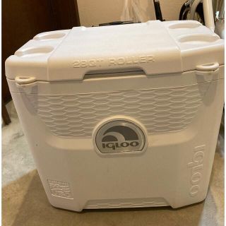 コストコ(コストコ)のigloo キャスター付きICE BOX 26L(その他)