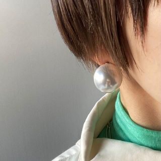 イアパピヨネ(ear PAPILLONNER)の【ビッグパール＋】インポートピアス フォーマルzara todayful cos(ピアス)